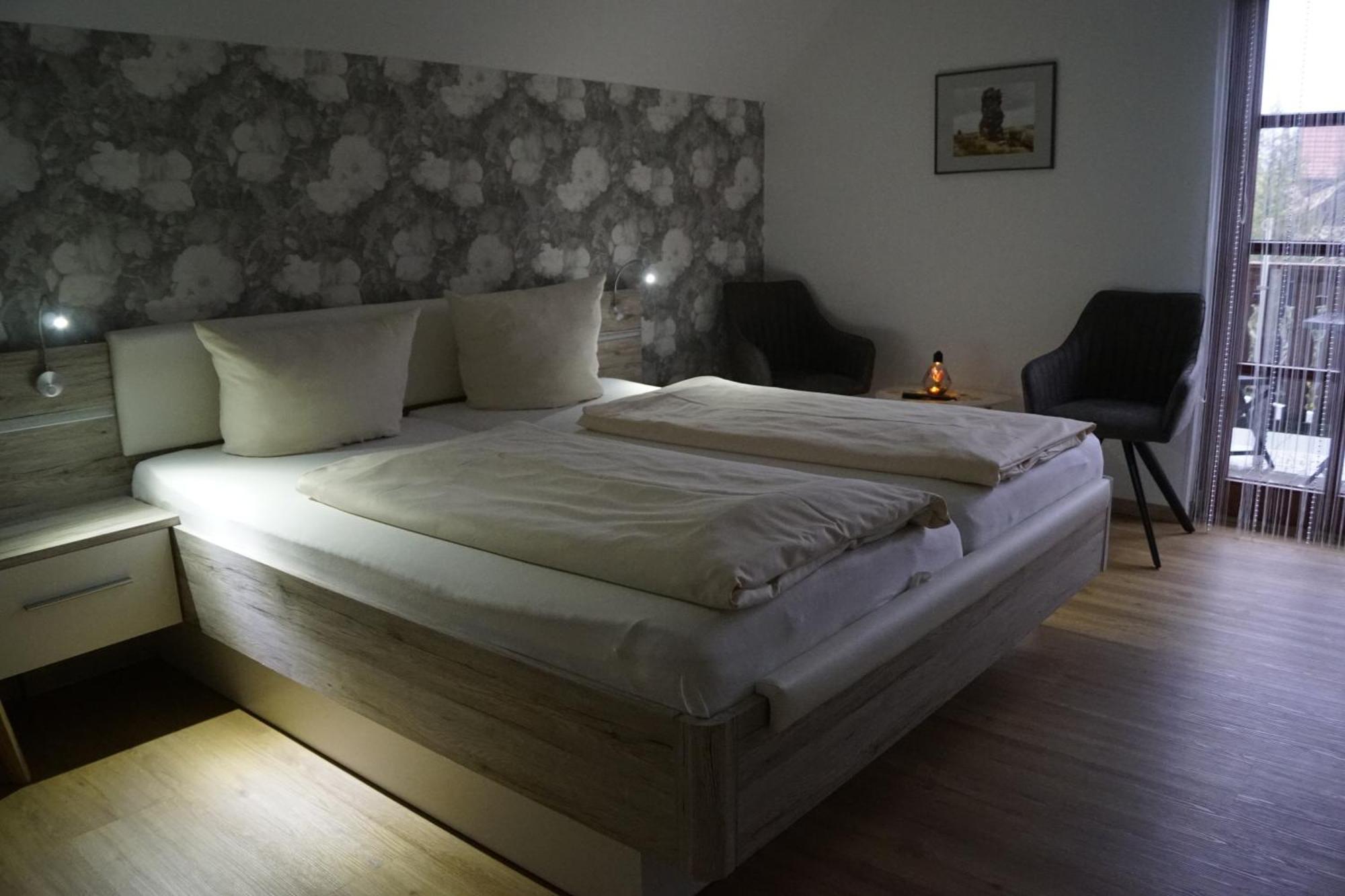 באד סודרודה Hotel Pension Am Kurzentrum מראה חיצוני תמונה